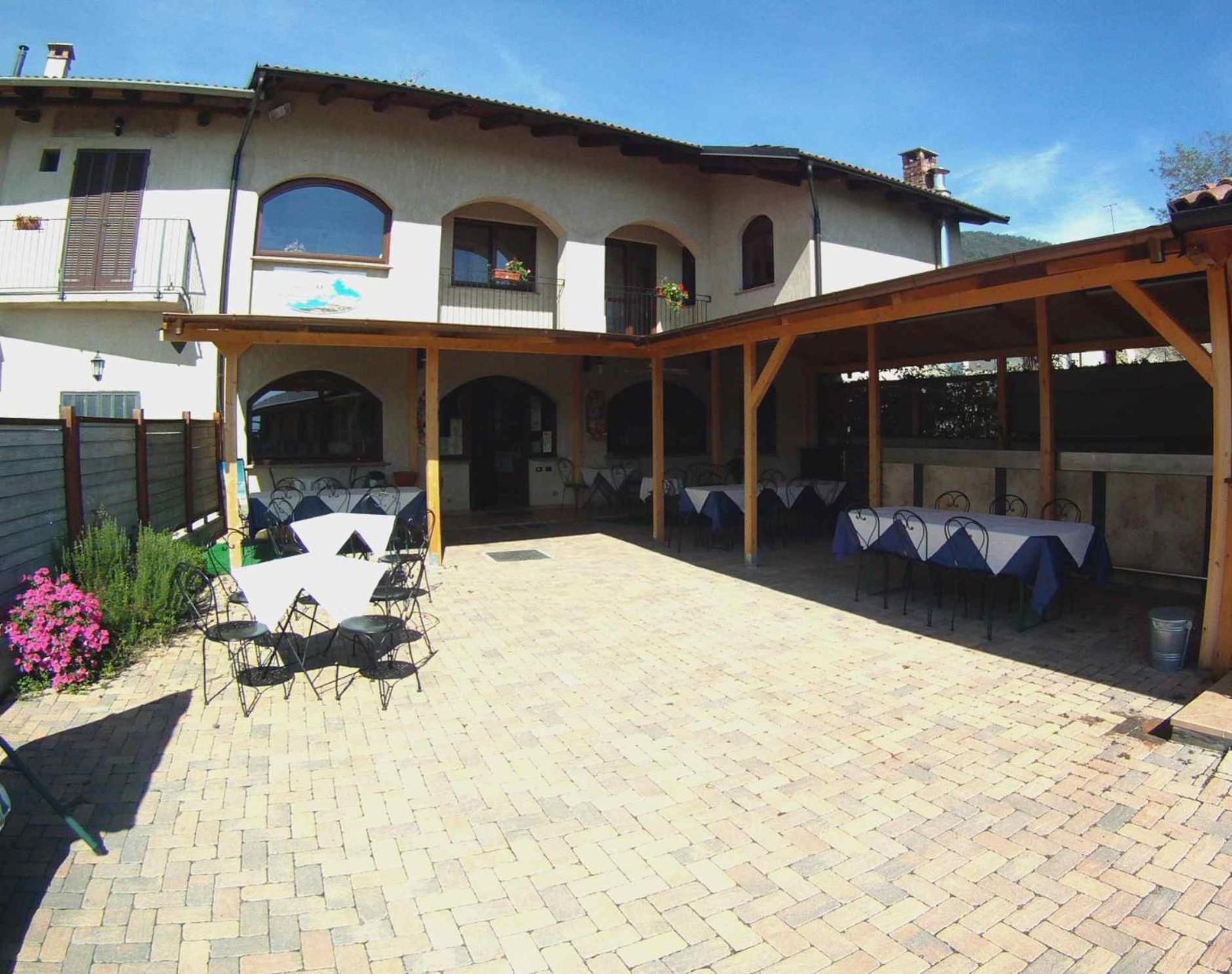 Locanda Dl'Angel Villar San Costanzo Exterior photo